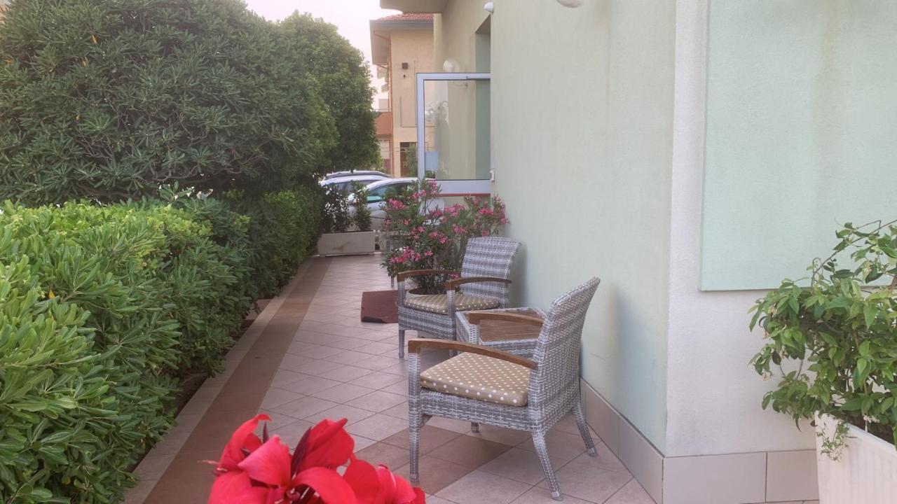 רימיני Hotel Rosati מראה חיצוני תמונה