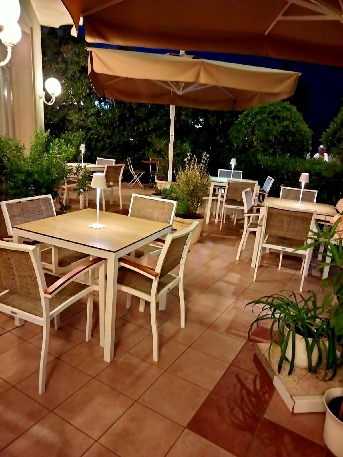 רימיני Hotel Rosati מראה חיצוני תמונה