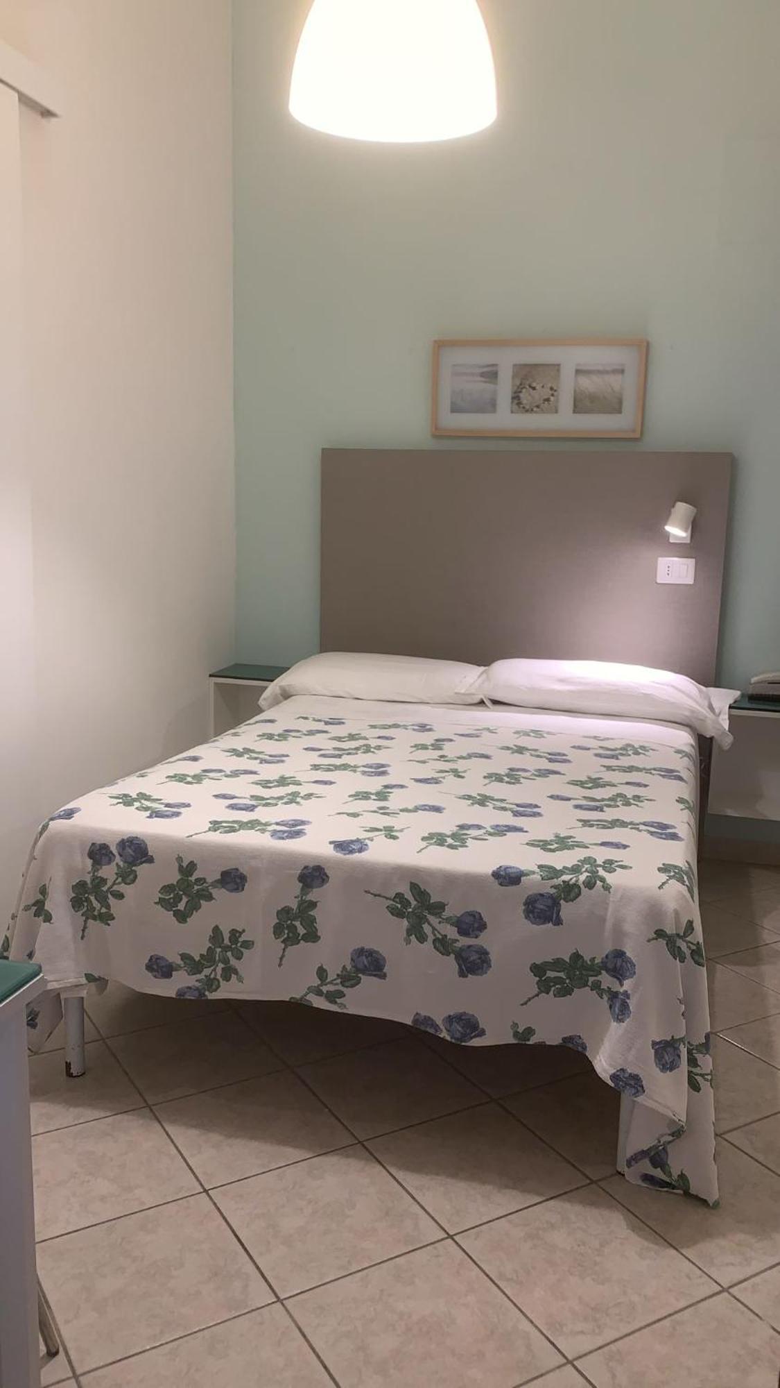 רימיני Hotel Rosati מראה חיצוני תמונה