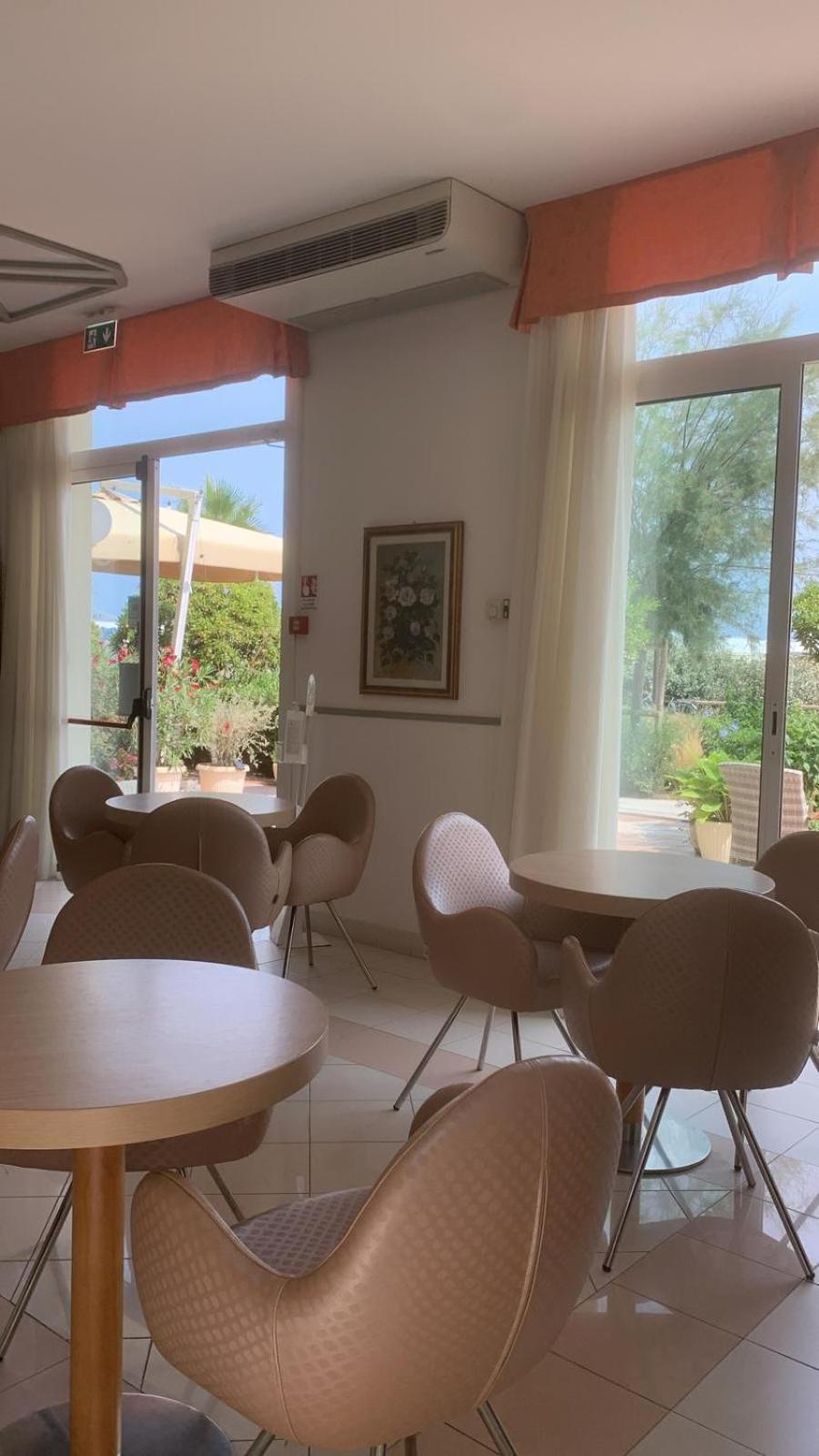 רימיני Hotel Rosati מראה חיצוני תמונה
