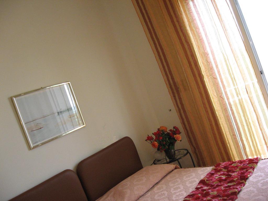רימיני Hotel Rosati מראה חיצוני תמונה